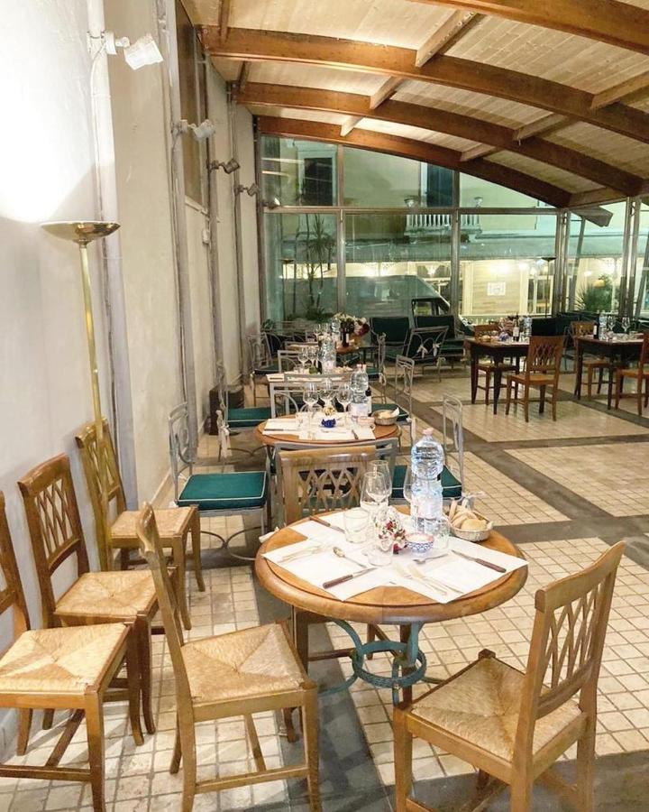 Hotel Corallo Montecatini Terme Buitenkant foto