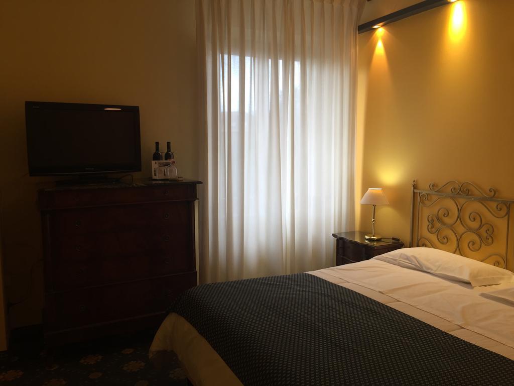 Hotel Corallo Montecatini Terme Buitenkant foto