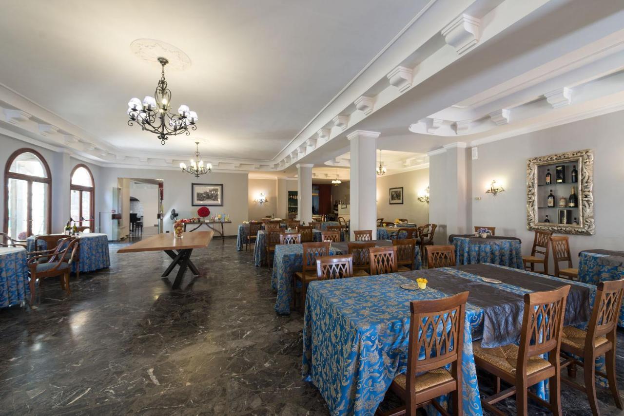 Hotel Corallo Montecatini Terme Buitenkant foto
