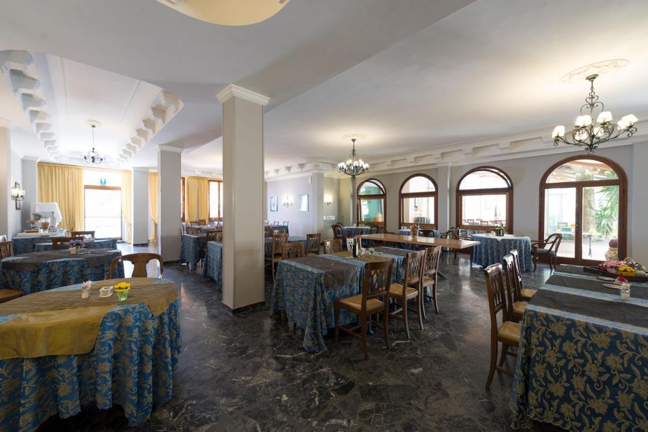 Hotel Corallo Montecatini Terme Buitenkant foto